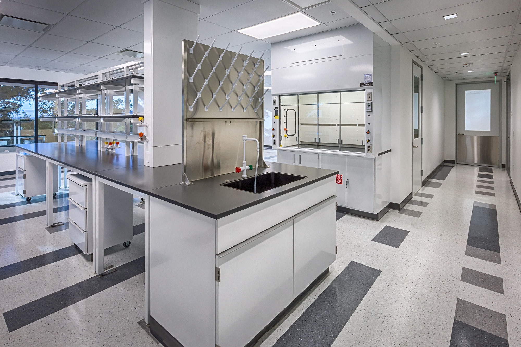 XL Construction - Genesis